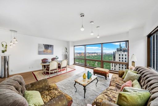 Image 1 of 14 for 721 Fifth Avenue #45D in Manhattan, New York, NY, 10022