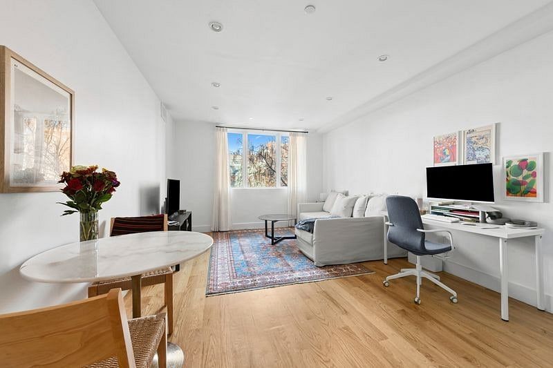 Image 1 of 8 for 725 Lafayette Avenue #2B in Brooklyn, NY, 11221