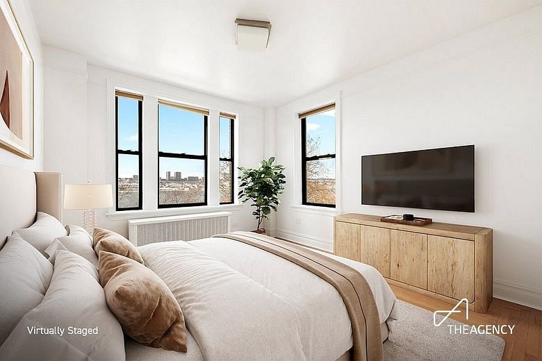 725 Riverside Drive #7C