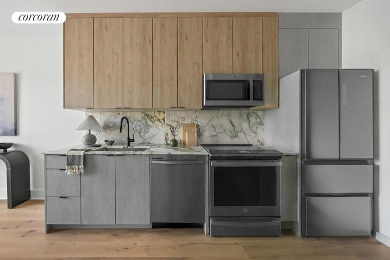 726 Madison Street #4A