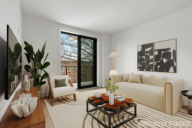 726 Madison Street #4R