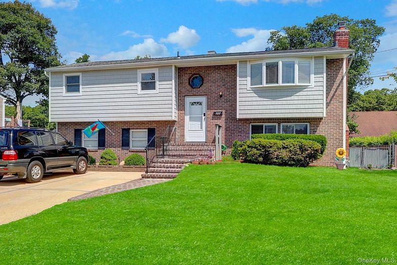 727 Peter Paul Drive