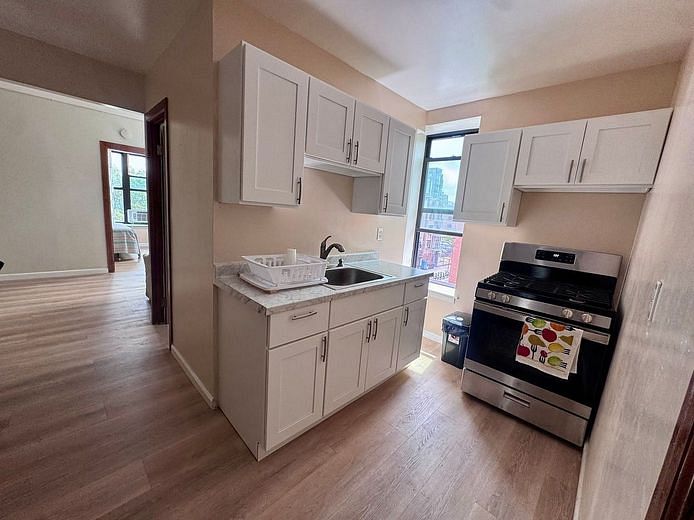 728 Driggs Avenue #14