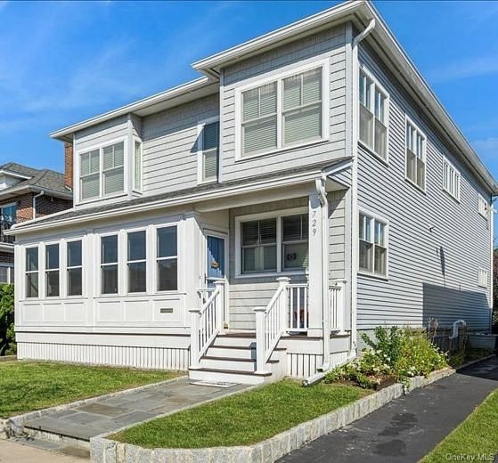 729 W Penn Street