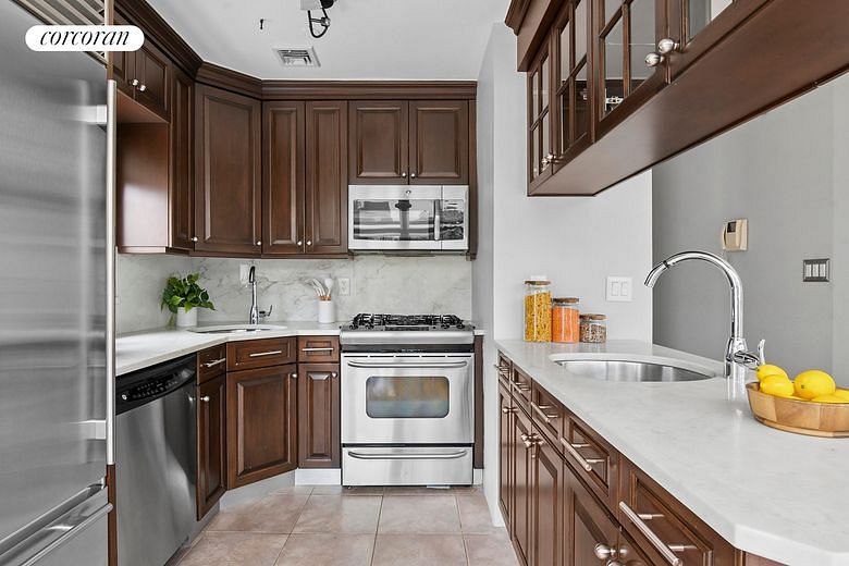 734 East 5th Street #4L