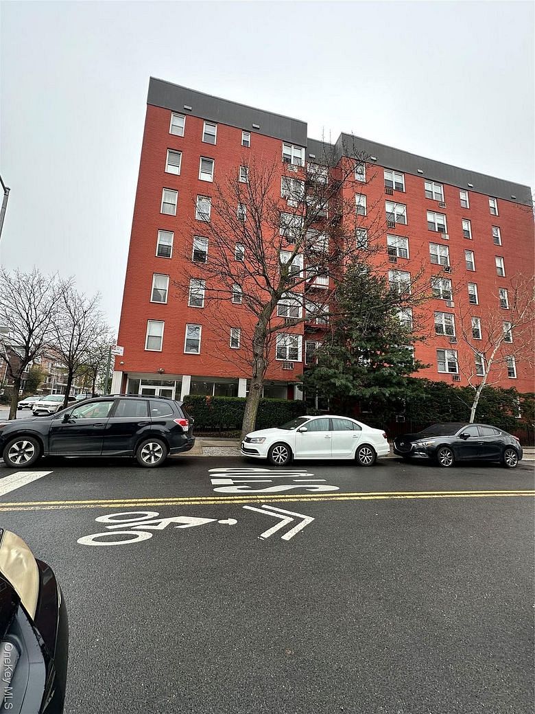 74-02 43 Avenue #4D