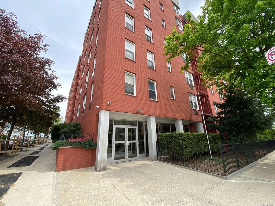 Image 1 of 7 for 74-02 43rd Avenue #6M in Queens, Elmhurst, NY, 11373