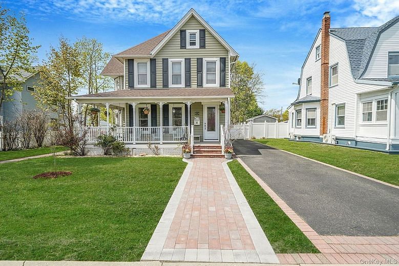 74 Maple Avenue