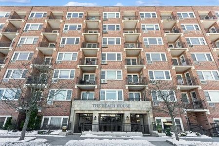 Image 1 of 22 for 740 E Broadway #6L in Long Island, Long Beach, NY, 11561
