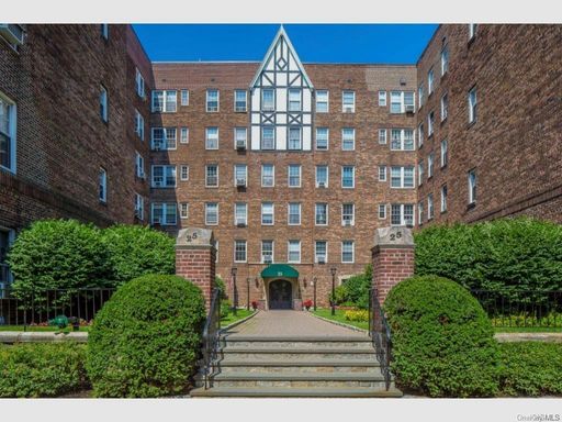 Image 1 of 12 for 25 Parkview Avenue #1J in Westchester, Bronxville, NY, 10708