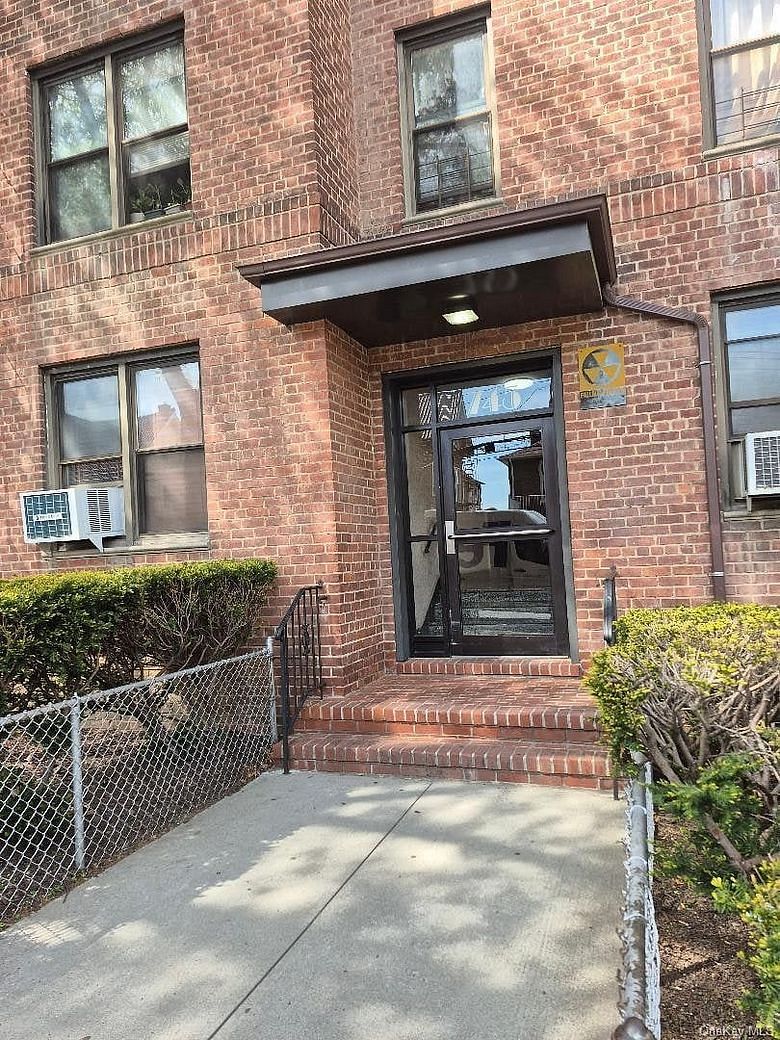 745 E 231st Street #3F