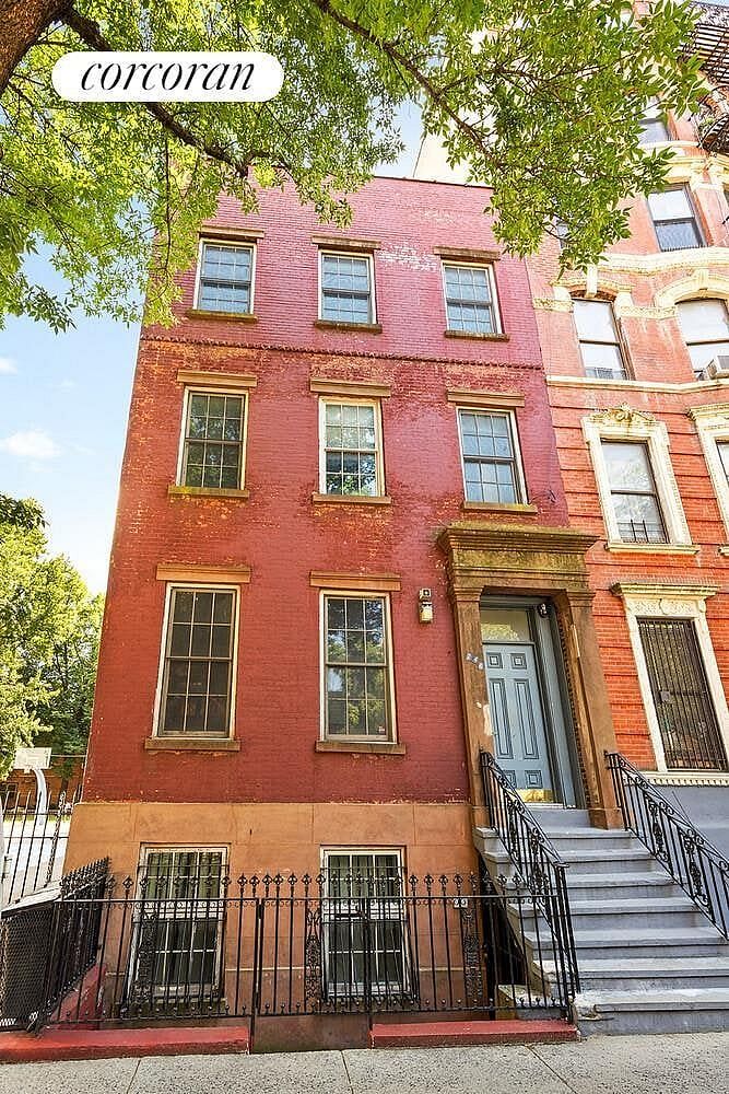 746 East 6th Street
