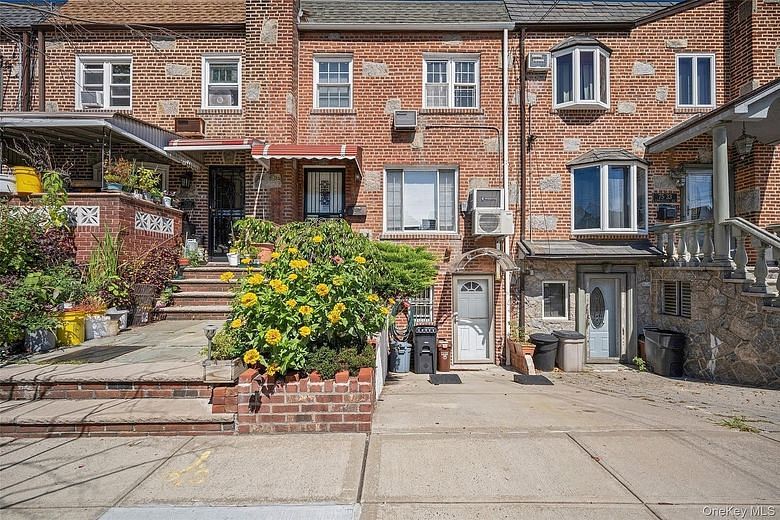 75-31 Furmanville Avenue