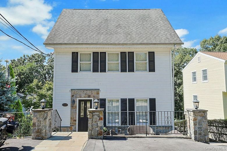 75 Franklin Avenue