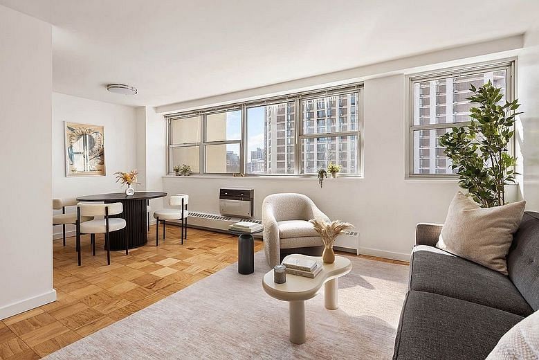 75 Henry Street #5J