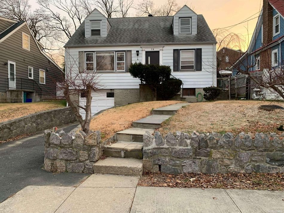 Image 1 of 16 for 75 Mohican Pk Avenue in Westchester, Greenburgh, NY, 10522