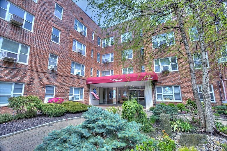 75 S Middle Neck Road #4-G