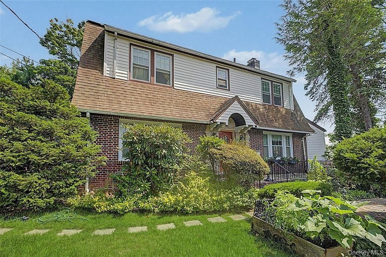 75 Sycamore Avenue