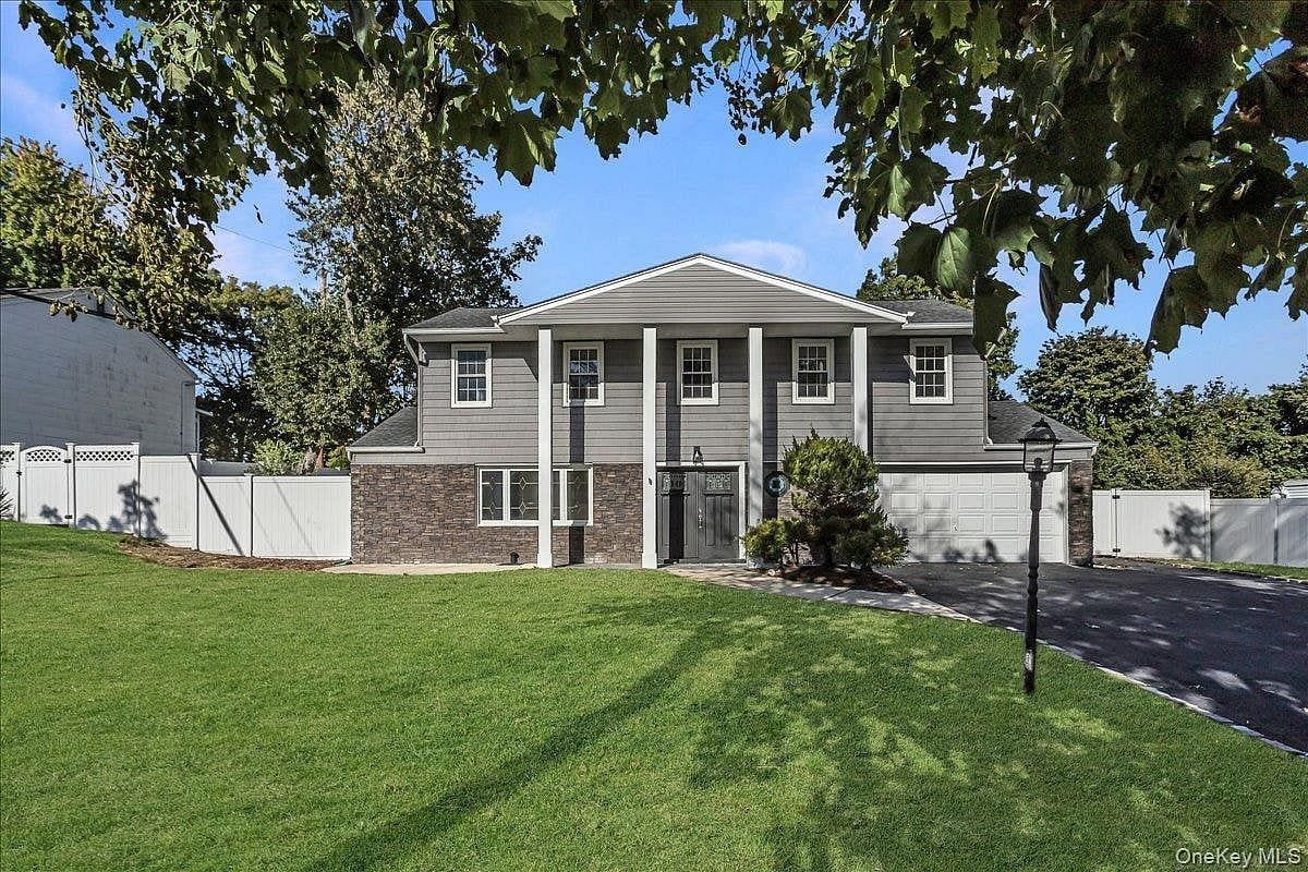 Image 1 of 30 for 75 Wesleyan Road in Long Island, Smithtown, NY, 11787