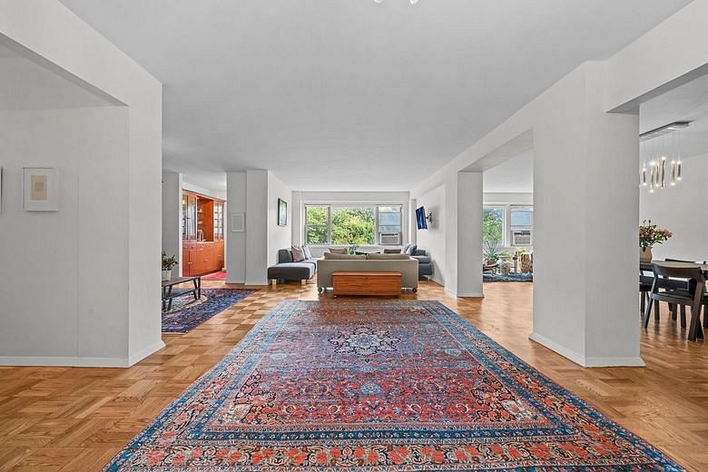 750 Kappock street #405