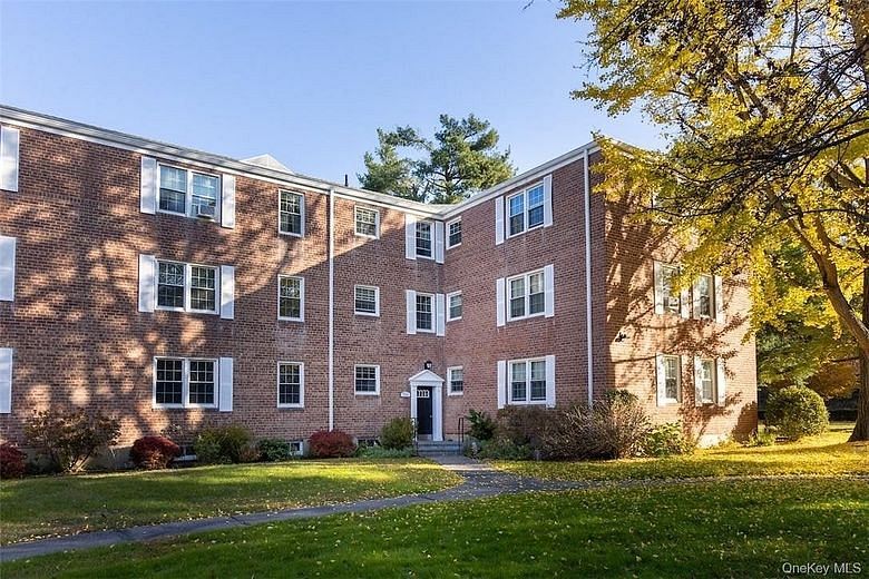 751 N Broadway #1C