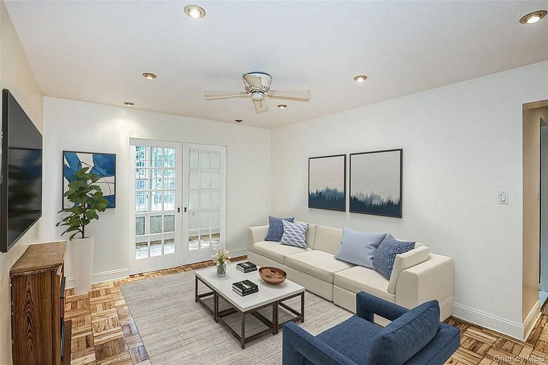 7510 Yellowstone Boulevard #2C