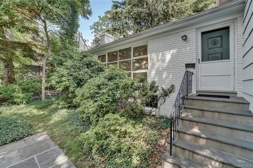 Image 1 of 33 for 76 Edgars Lane in Westchester, Hastings-on-Hudson, NY, 10706