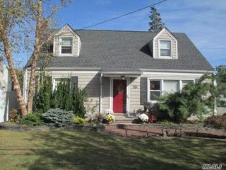 Image 1 of 22 for 29 Center Street in Long Island, Hicksville, NY, 11801
