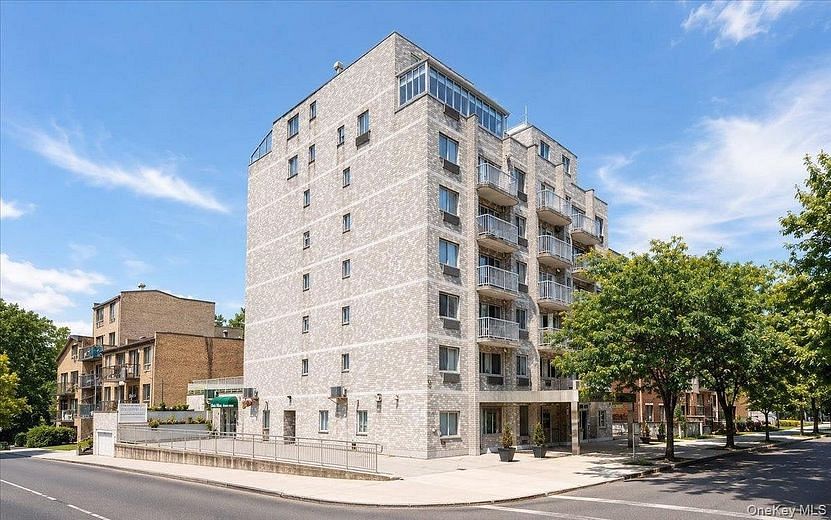 76-01 113th Street #PH-A