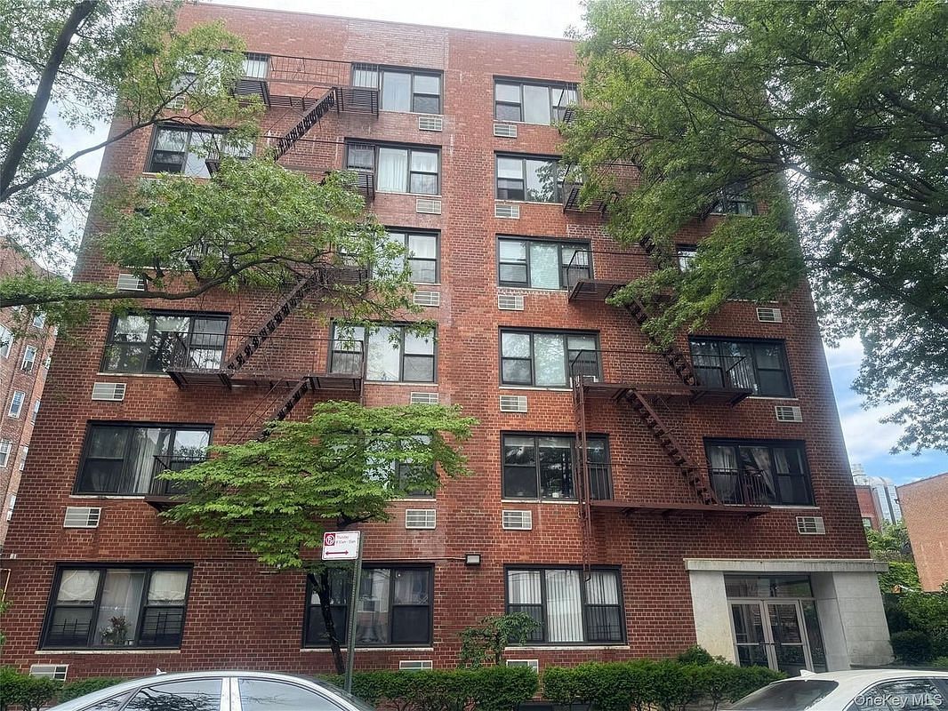 Image 1 of 10 for 76-26 113 Street #6 H in Queens, Forest Hills, NY, 11375