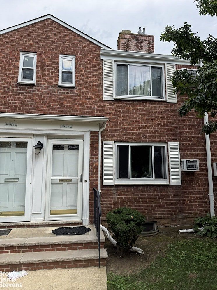 76-33A Commonwealth Boulevard #A