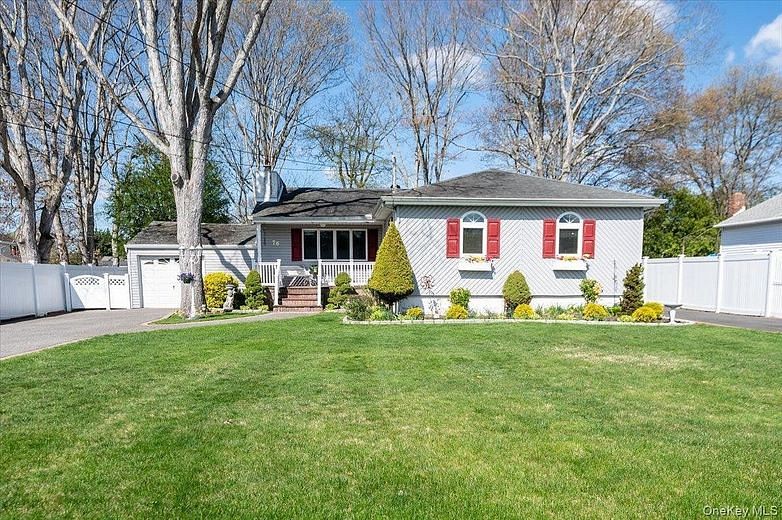 76 Beatrice Avenue