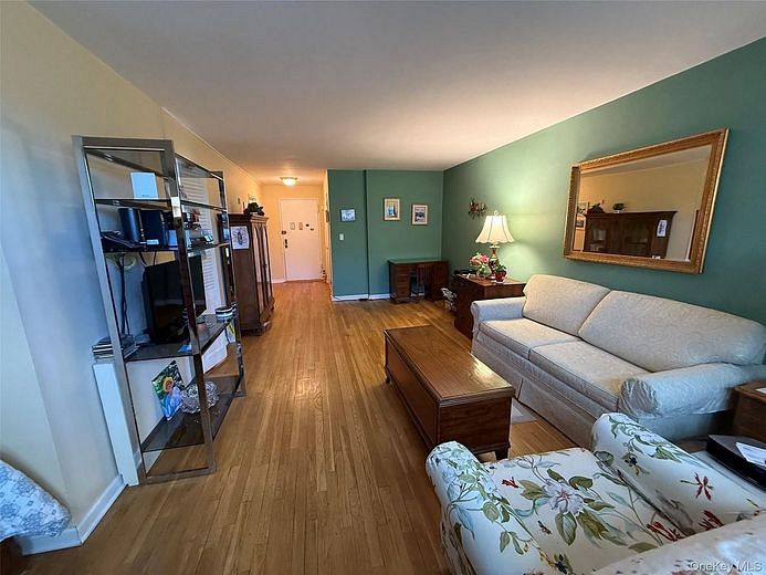 76 Dehaven Drive #3M