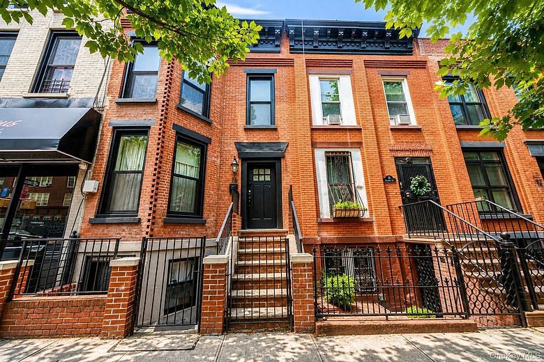 76 Rockaway Avenue