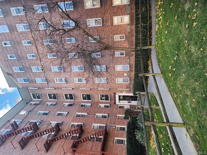 760 Bronx River Road #A-65