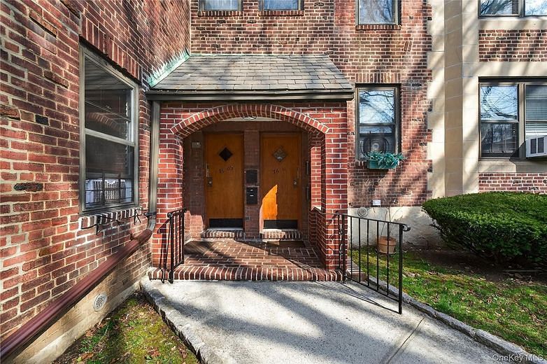 7611 Ditmars Boulevard #2