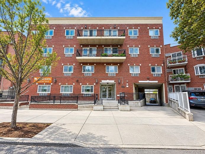 7617 46th Avenue #4A