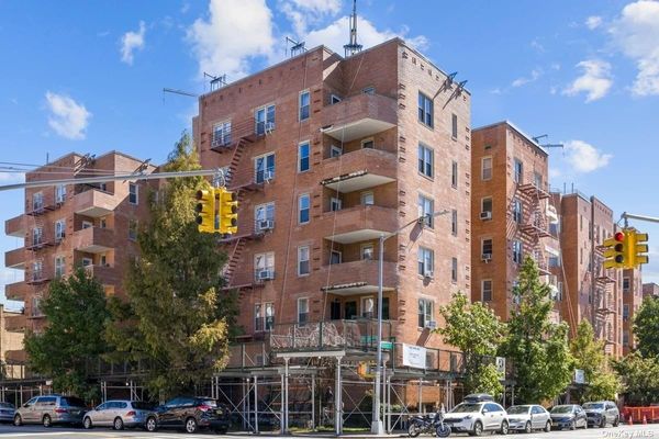 Image 1 of 22 for 9425 Shore Road #5D in Brooklyn, Bay Ridge, NY, 11209