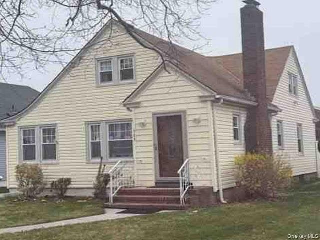 769 Grand Terrace Avenue