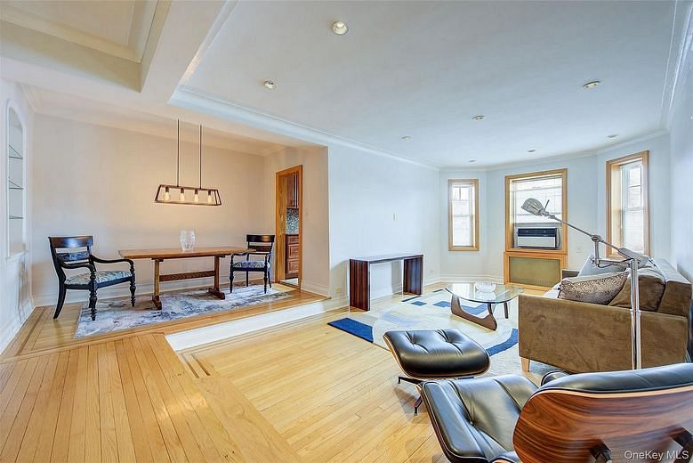 77-14 113th Street #5V