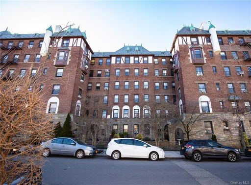 Image 1 of 23 for 77-16 Austin Street #5H in Queens, Forest Hills, NY, 11375