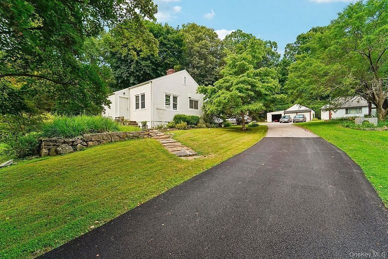 77 Baron De Hirsch Road