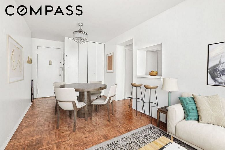 77 Bleecker Street #614