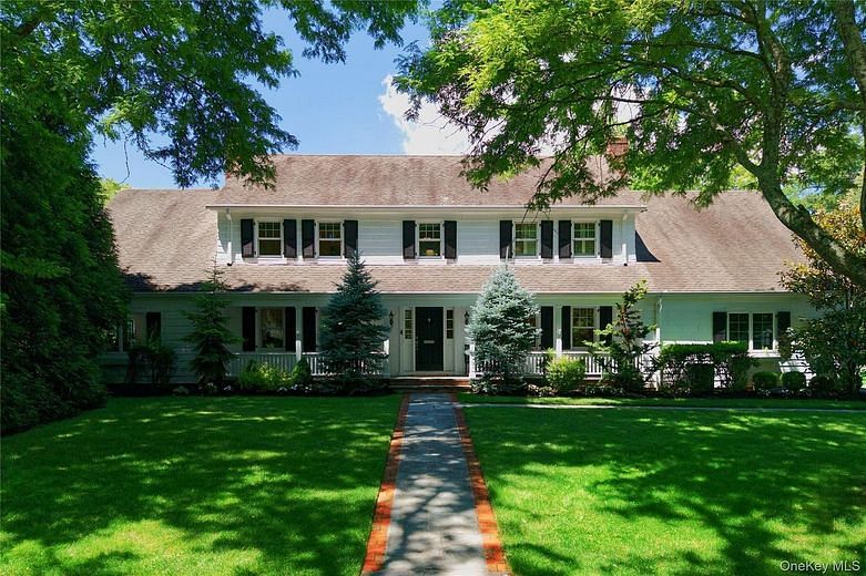 77 Brookside Drive