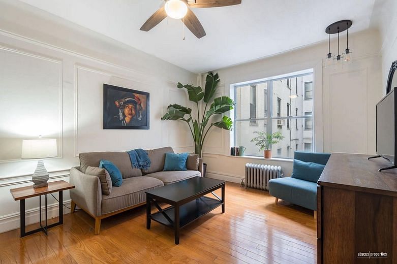 77 Eastern Parkway #2D