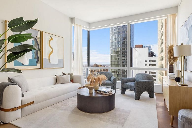 77 Greenwich Street #36C