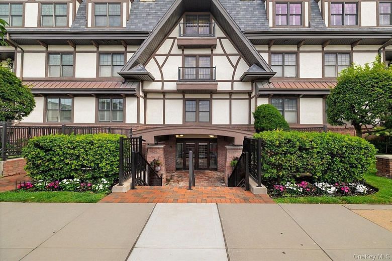77 Maple Avenue #100
