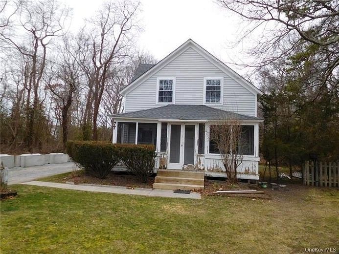 77 N Phillips Avenue