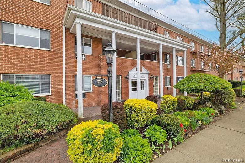 77 S Park Avenue #A4