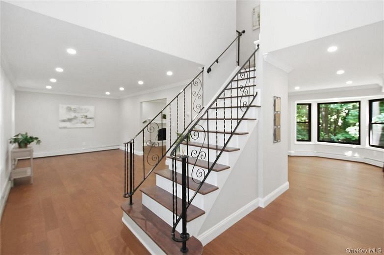 77 Westchester Drive
